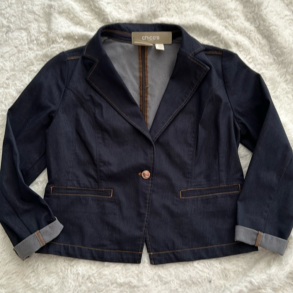 Chico’s “nwt” denim dream wash blazer size:1